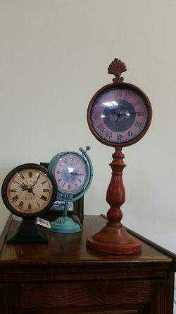 Table clocks