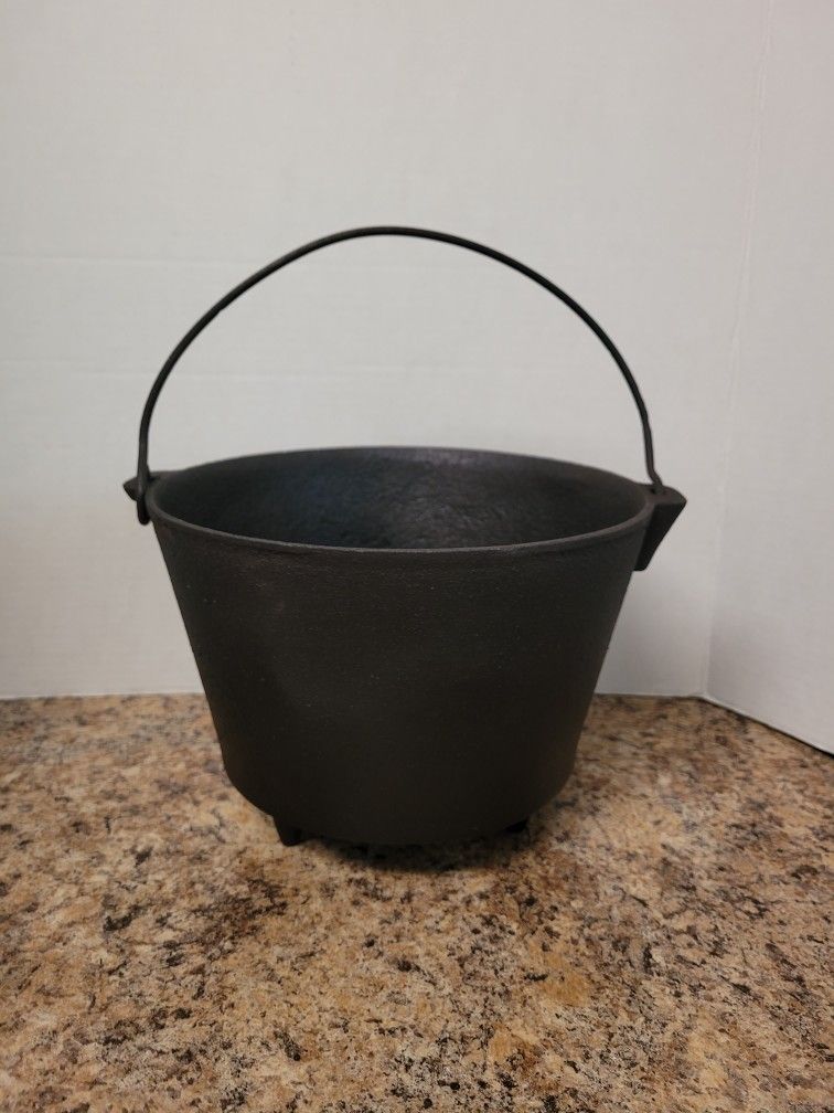 Cast Iron Pot