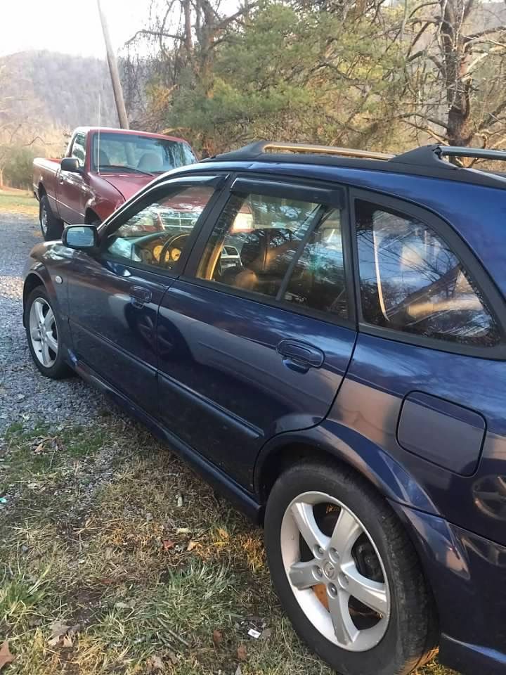 2003 Mazda Protege