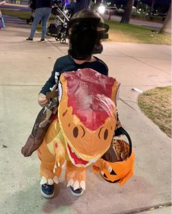 Child's Inflatable Dinosaur Costume toddler size 2-4 yrs old