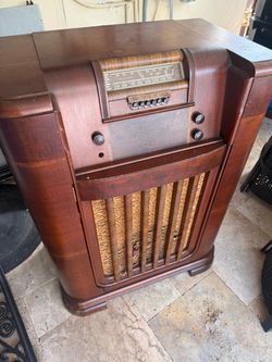 Antique 1941 Philco Radio & Phonograph – Model 41-608