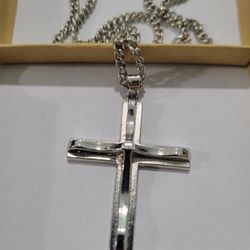 Brand New Men Cross Necklace 