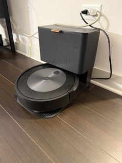 iRobot J7+ For Sale