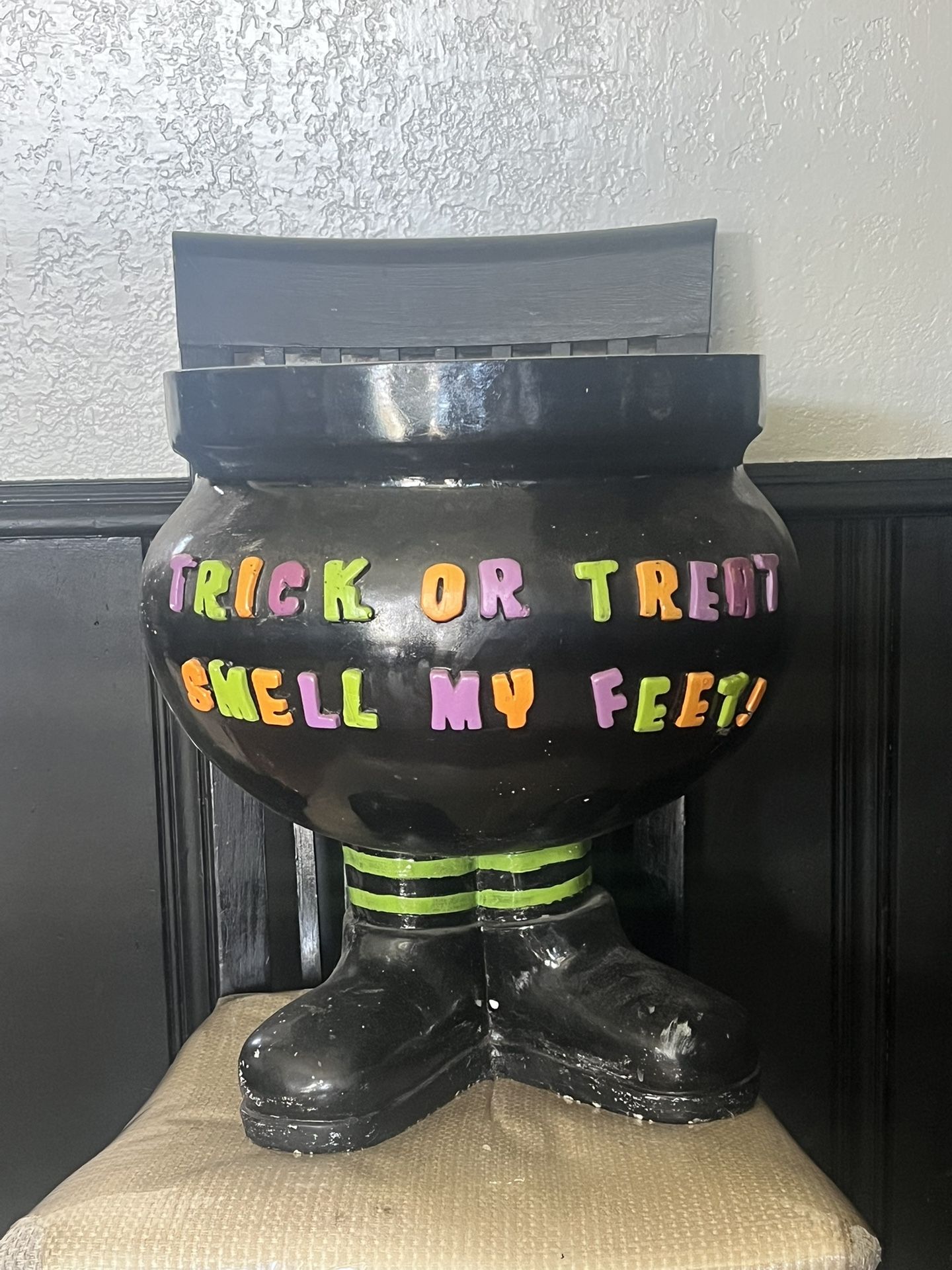 Halloween Candy Couldron