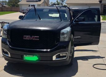 2015 GMC YUKON SLE