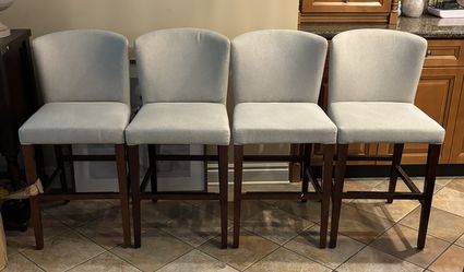4 Barstools 