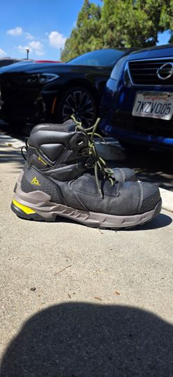 Shoes for crews work boot, waterproof slip. Resistant