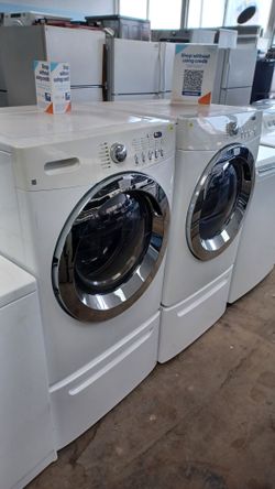Frigidaire affinity front load washer and electric dryer set
