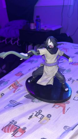 Irochimaru statue