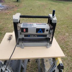 Delta Shopmaster Thickness Plane 13"