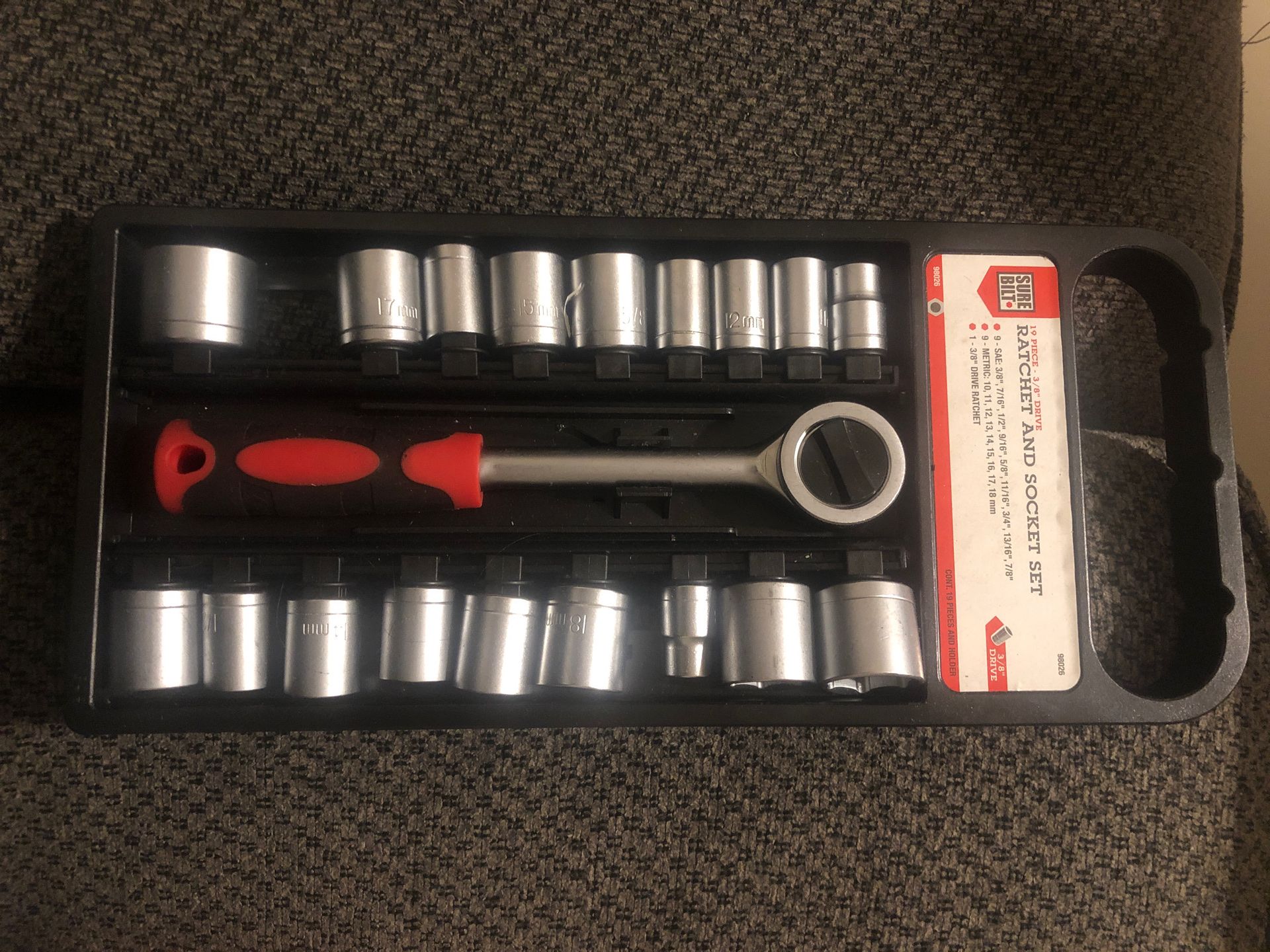Sure Bilt 19 Piece Ratchet and socket set