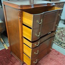 Vintage Chest Of Drawers On Wheels