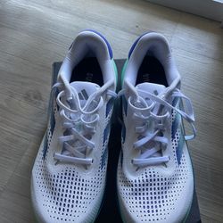 Adidas Supernova Rise 	•	Size: [9.5mens ]