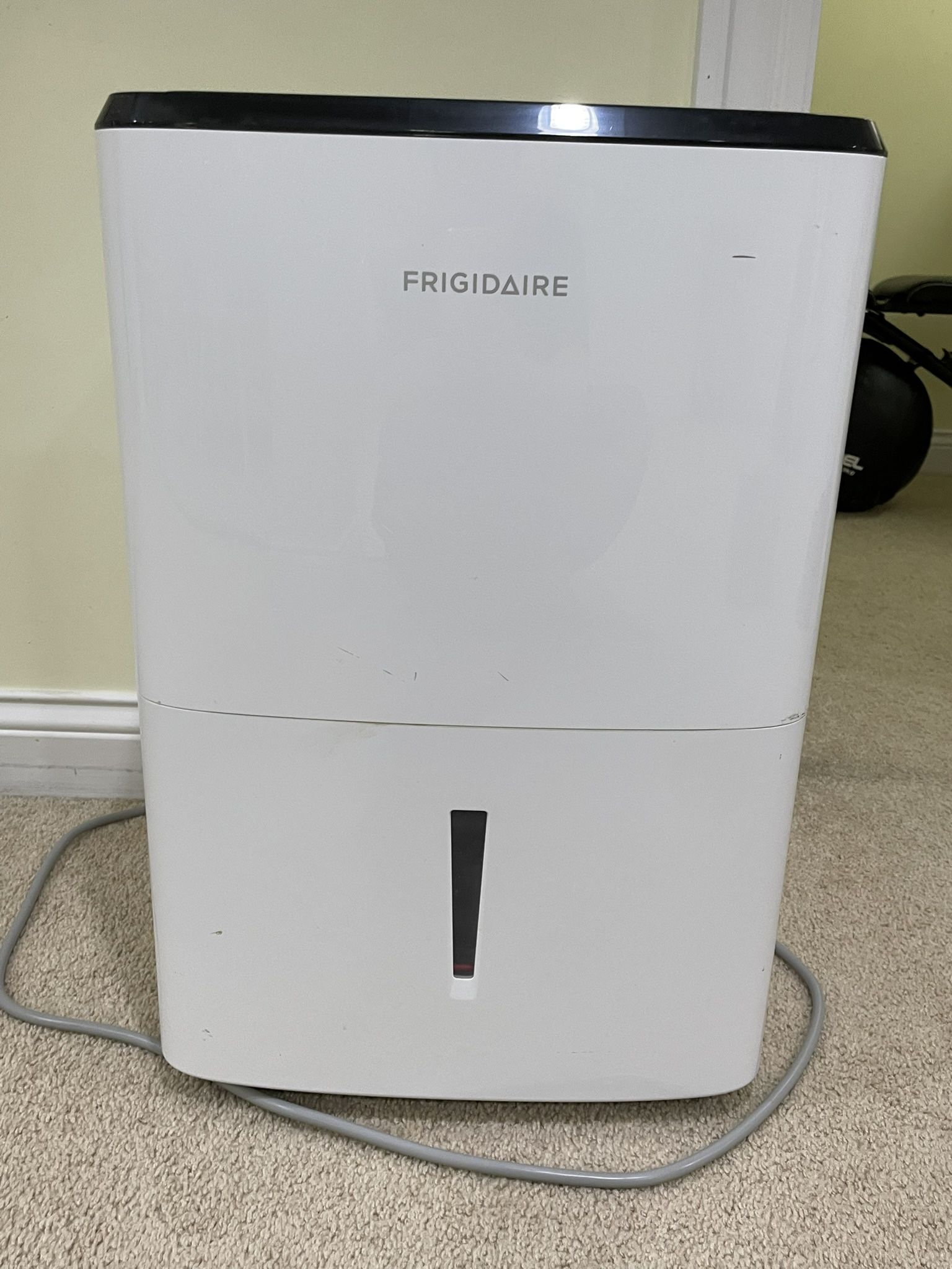 Dehumidifier Frigidaire 50 Pint