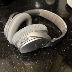 Bose Quiet Comfort 35 Headset