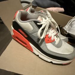Nike Air Max 90 Infrared Size 6 - Classic Colorway