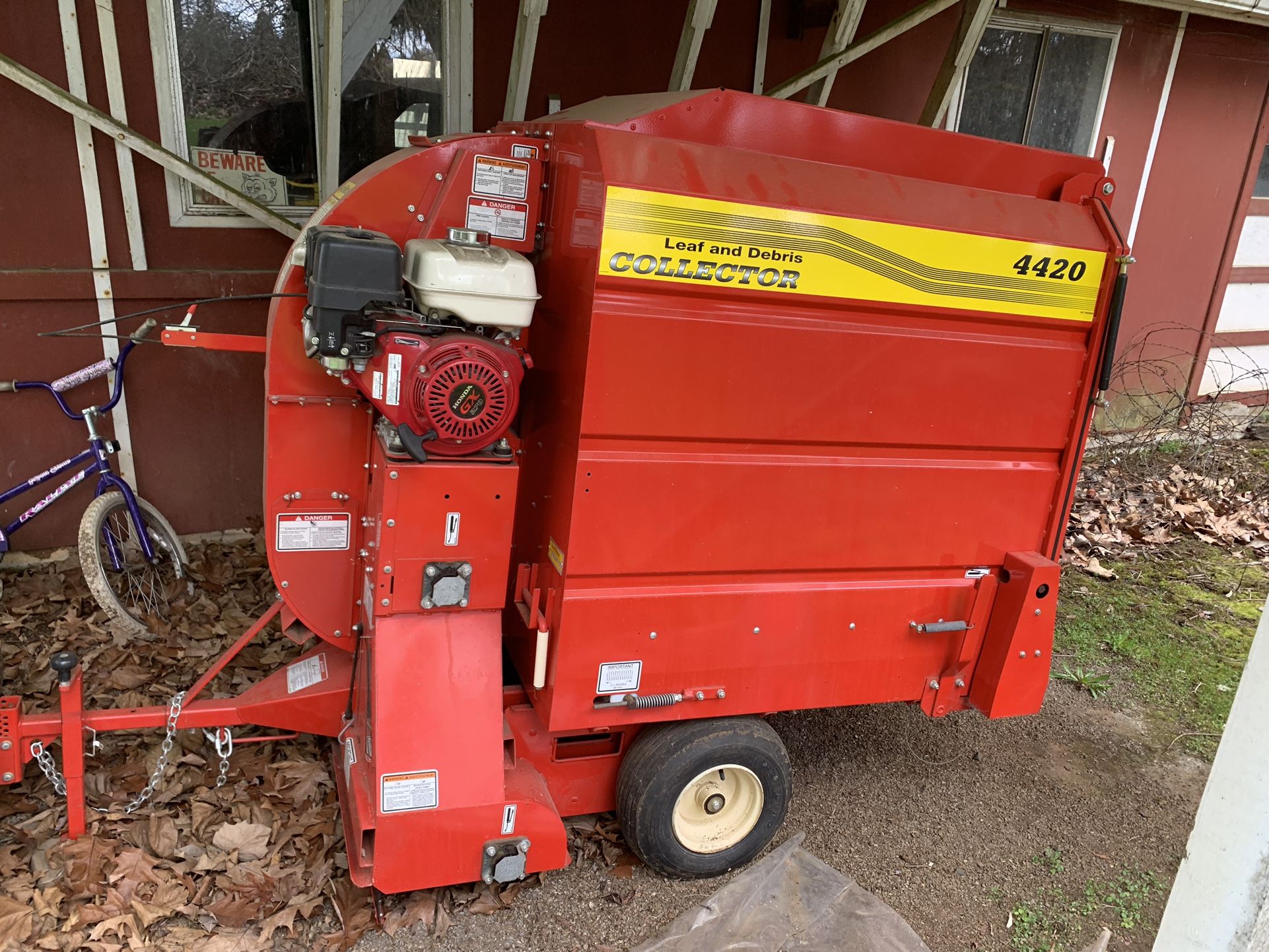 AgriMetal leaf And Debris Collector.