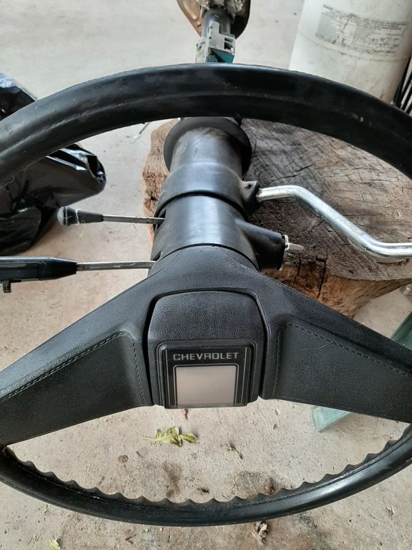 1982 chevy c10 steering column for Sale in Perris, CA OfferUp
