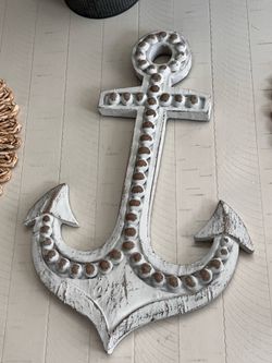 Large wood anchor