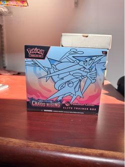 Pokémon Center Chaos Rising Elite Trainer Box