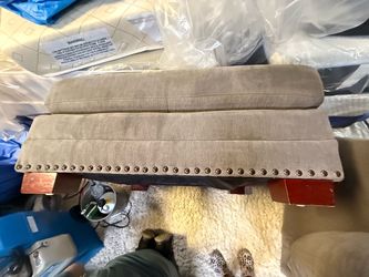 🛋️ PENELOPE GRAY FABRIC SECTIONAL WITH OTTOMAN
