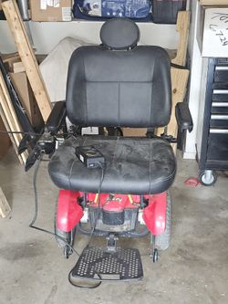 Jazzy ELITE HD Mobility Chair