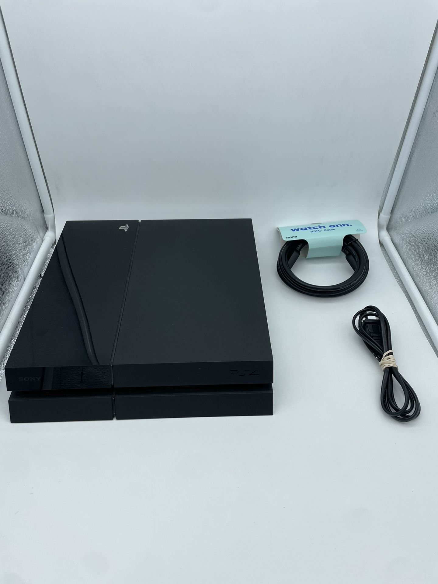 PlayStation 4 PS4 [500GB]