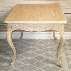 Henredon - French Provincial Shabby Chic Side Table with Drawer