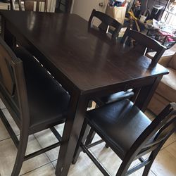 Comedor alto de 6 sillas