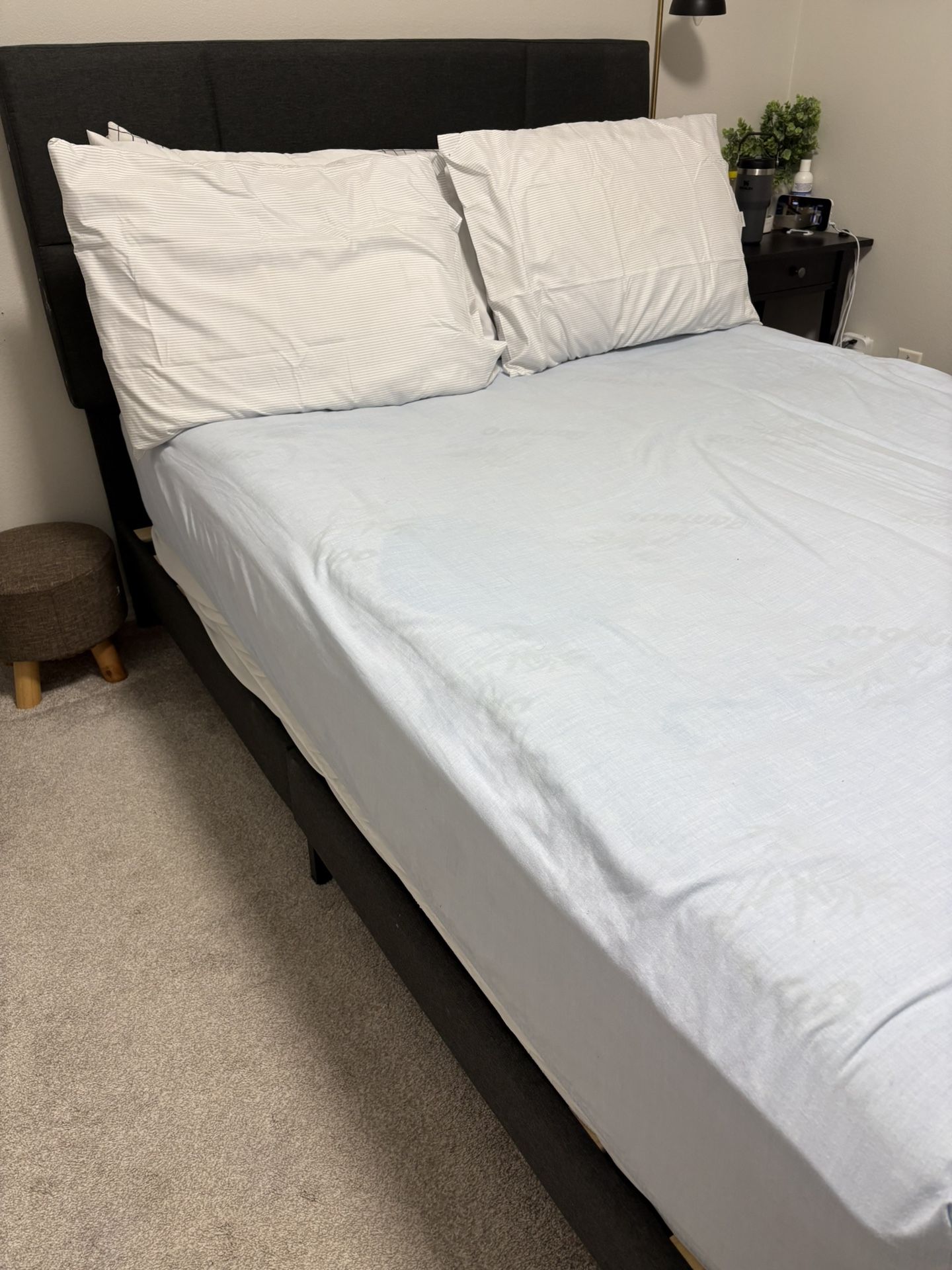 Full Bed Frame And Mattress