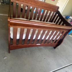 baby crib