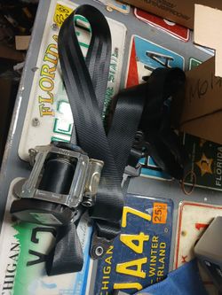 New 17-23 Land Rover Discovery 3rd Row Seat Belt right side Oem