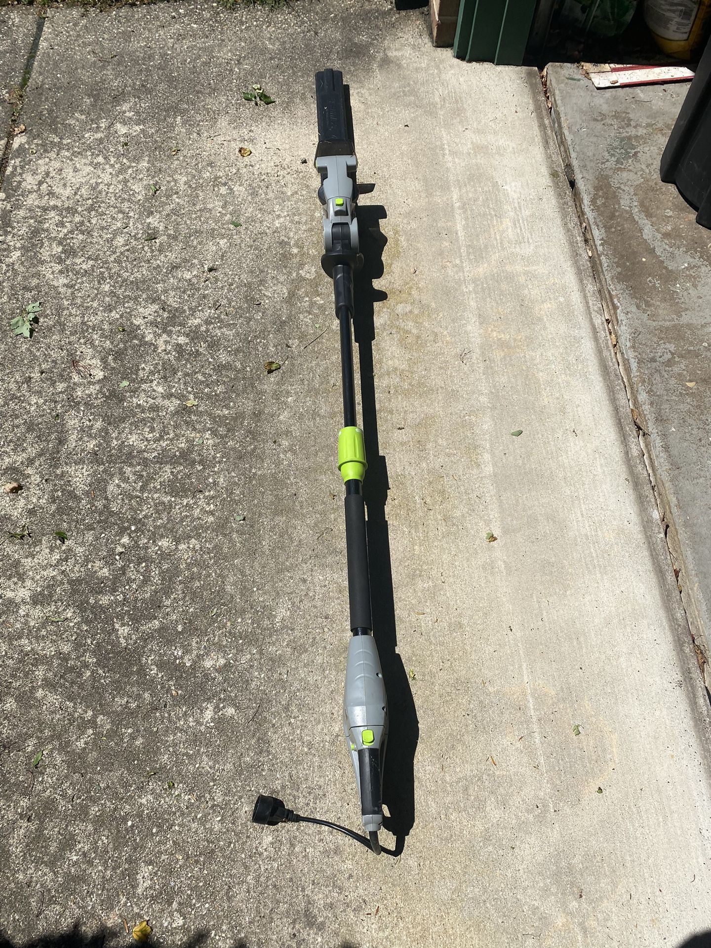 Earthwise Pole Hedge Trimmer Extended $30 OBO