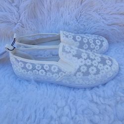 Brand New Ladies Flower Lace Mesh Breathable Flat Soft Bottom Casual  Loafer Walking Shoes Size 6
