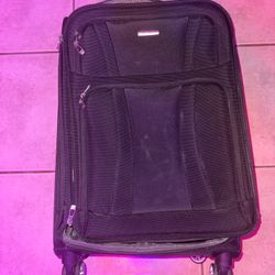 Samsonite Carry On Luggage 