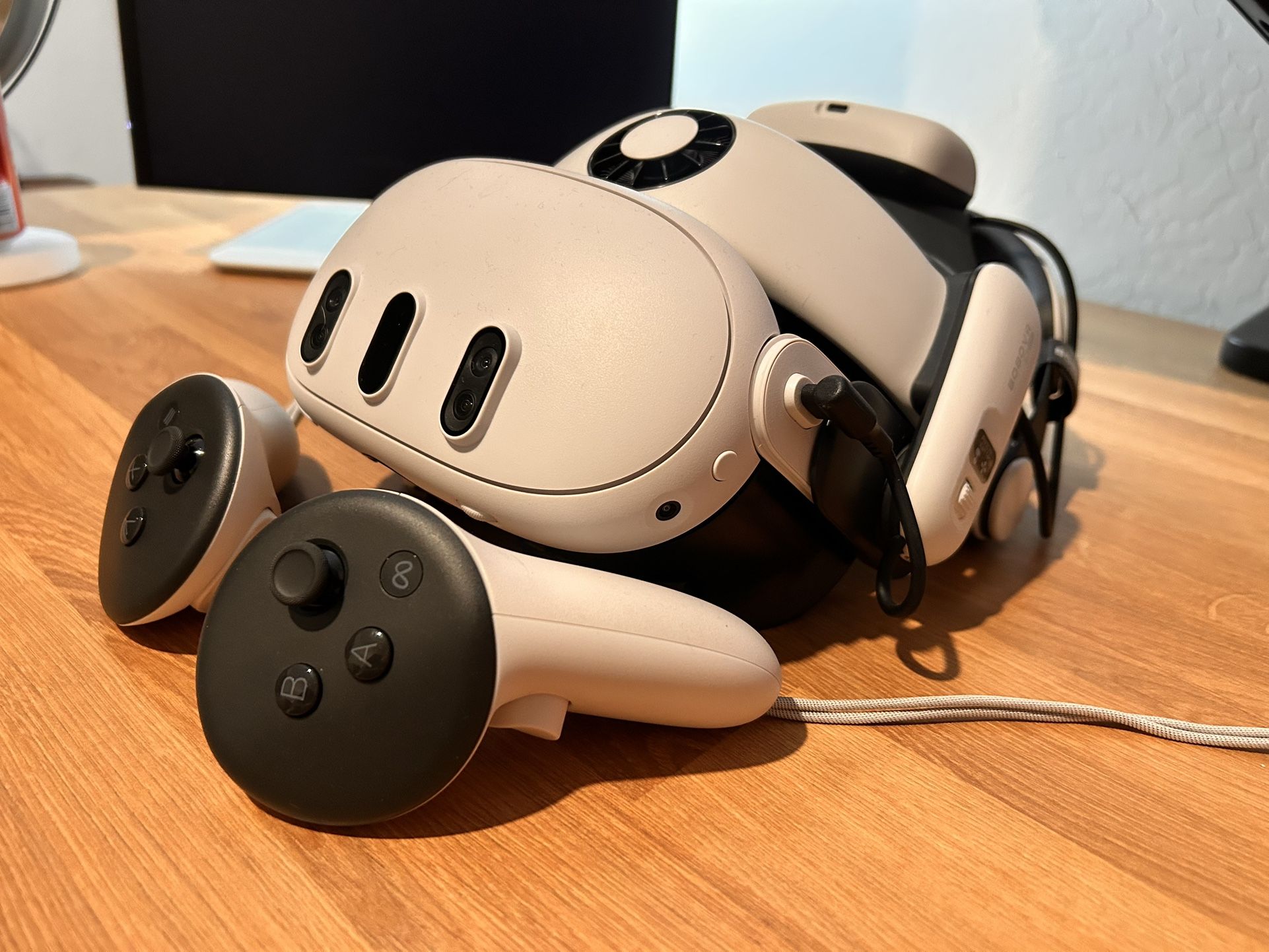 Meta Quest 3 512GB With BOBOVR S3 Pro Battery Head Strap (Air