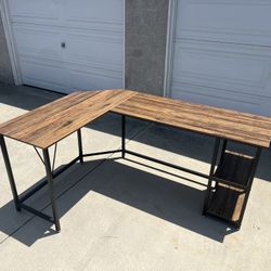 Great Home Office Corner Desk!