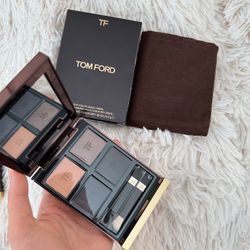 Tom Ford Eye Color Quad - 45 Iconic Smoke
