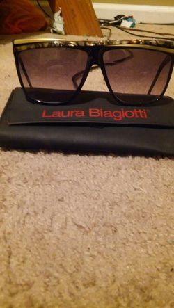 Laura Biagiotti shades