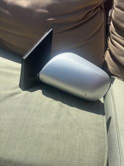 LEFT DRIVER SIDE MIRROR 2013 TOYOTA COROLLA (SILVER) OEM