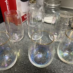 6 Piece Iridescent Glassware Set