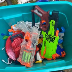 Toys Nerf Guns- Whole Bin