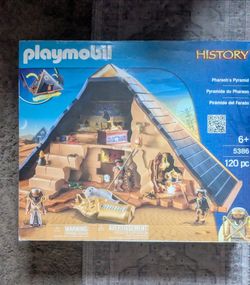 Playmobil 5386 Pharaoh's Pyramid Playset Egyptian Theme w/ Figures