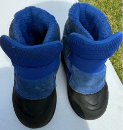 Boys winter boots