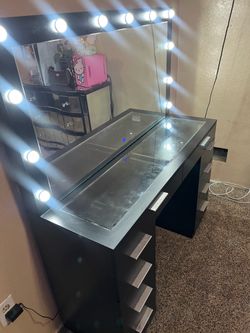Black Vanity