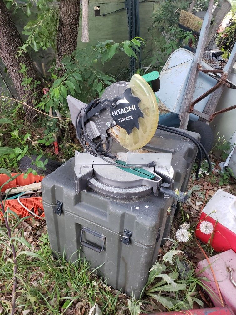 Hitachi Chop Saw