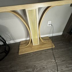 Console Table – Vintage-Inspired with Rattan Center & Curved Legs 🌿