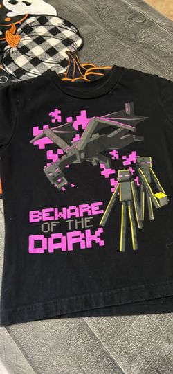 Minecraft Beware of the Dark Kids T-Shirt Size 4