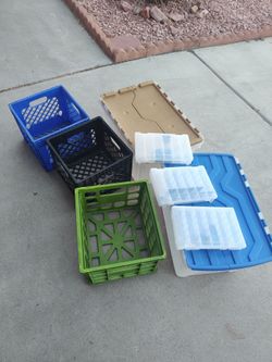 Storage containers