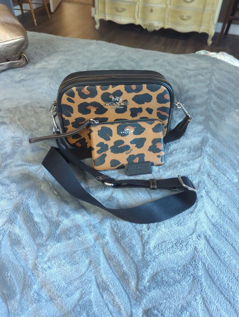 Coach Camera Bag With Small Wristlet Wallet 